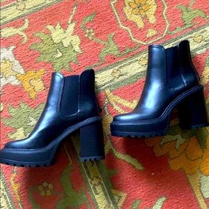 madden girl boots. Never been worn